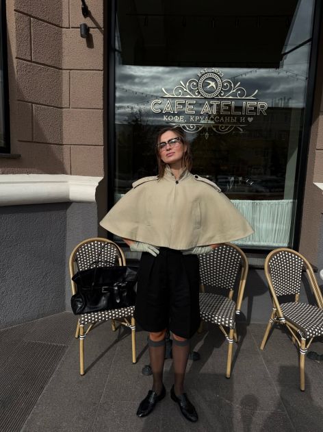 Pelerine predstavljaju još jedan vintage trend koji se vraća na modnu scenu, a ovako ih stilizujemo