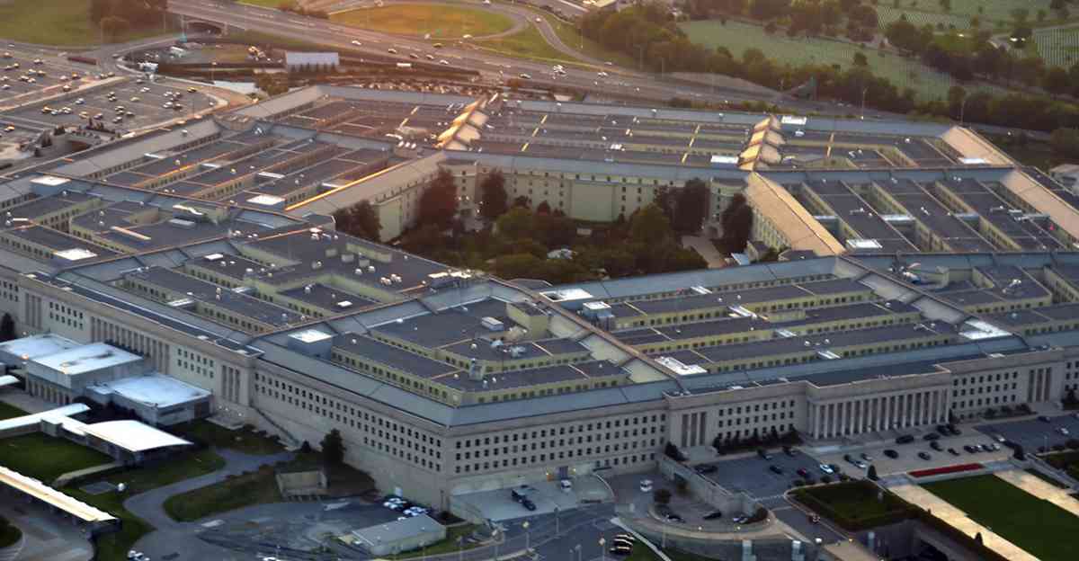 Pentagon: Koalicija SAD ne sarađuje sa teroristima u Siriji