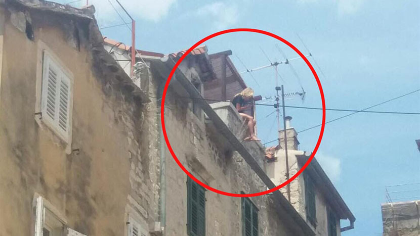 People of Split in Shock: Girl climbed the roof of the building, and while the people shook their heads in disbelief, she simply sat down (PHOTO)