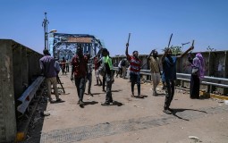 
					Pet osoba stradalo u neredima u Sudanu 
					
									