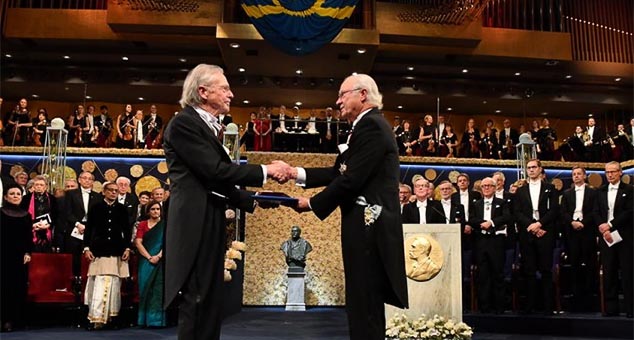 Peteru Handkeu uručena Nobelova nagrada za književnost