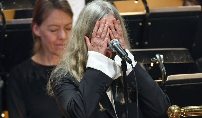 Peti Smit zaboravila tekst Dilanove pesme na banketu Nobelove nagrade