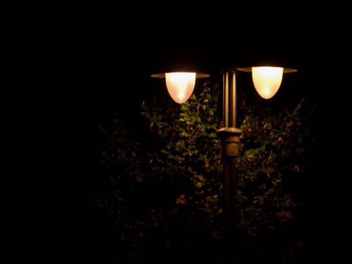 Peticijom traže postavljanje javne rasvete u Đerdapskoj ulici u Nišu