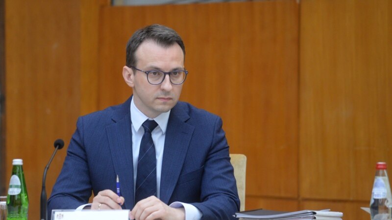 Petković osudio stupanje na dužnost novih gradonačelnika na severu Kosova