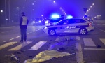 Pijan pokosio ženu na pešačkom ostrvu, od siline udarca rasturen i auto: Prve slike užasa na Novom Beogradu (FOTO)