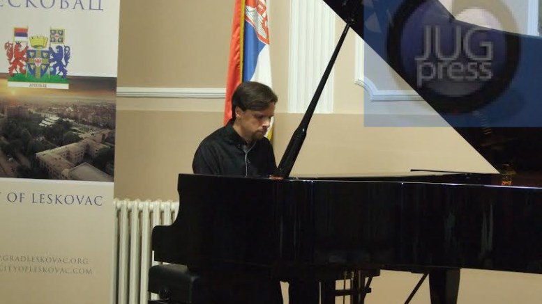 Pijanista Vladimir Milošević nastupio u Leskovcu