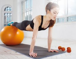 Pilates vežbe za savršeno ravan stomak (VIDEO)