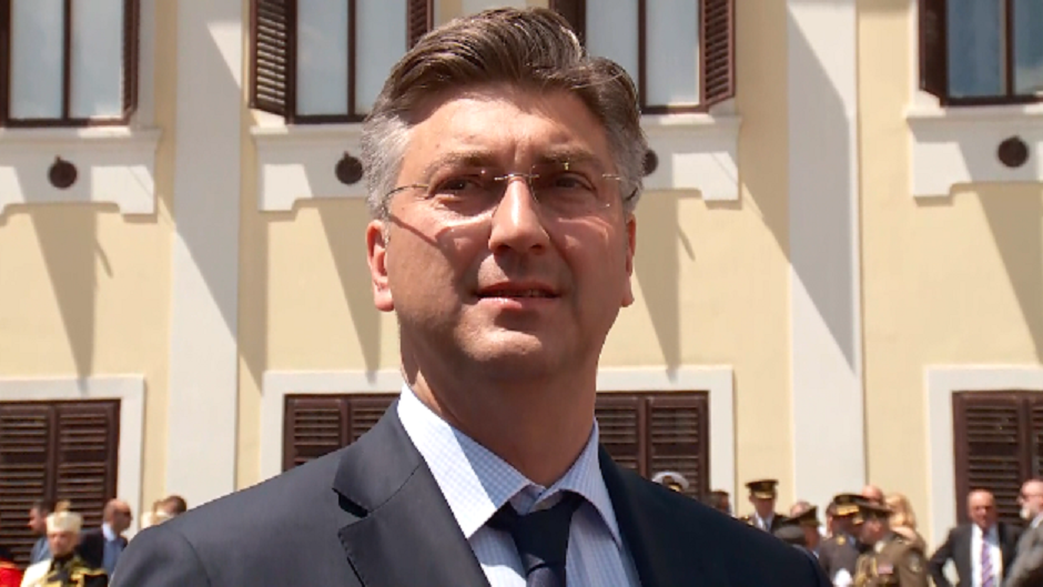 Plenković otkrio spomenik Franji Tuđmanu