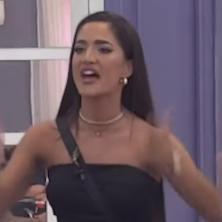 Pljuješ televiziju Pink koja te je stvorila - Anđela Đuričić na stubu srama viče: Ovo je najveća nepravda ove sezone