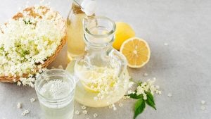 Po bakinom receptu: Sirup od zove koji budi uspomene na detinjstvo