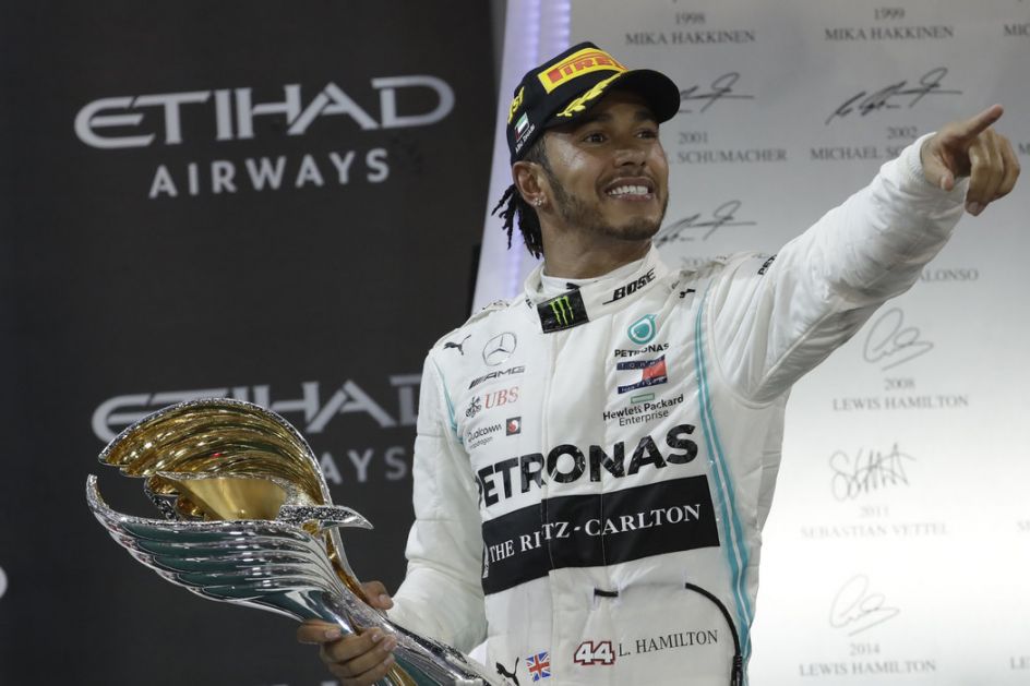 Pobeda Hamiltona u Abu Dabiju za kraj sezone
