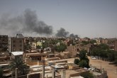 Počela evakuacija stranih državljana; Nastavljene borbe u Sudanu
