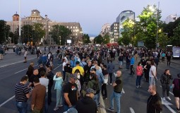 
					Sedmi dan protesta u Beogradu, manje demonstranata 
					
									