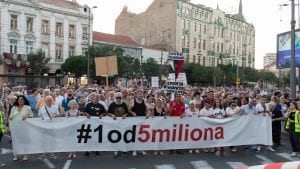 Završen 42. protest „1 od 5 miliona“ čitanjem pisma profesora Raše Karapandže