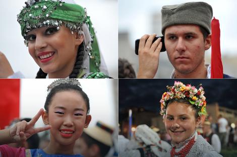 Počeo festival folklora u Užicu: Deset zastava i hiljadu dece u spletu Liciderskog srca