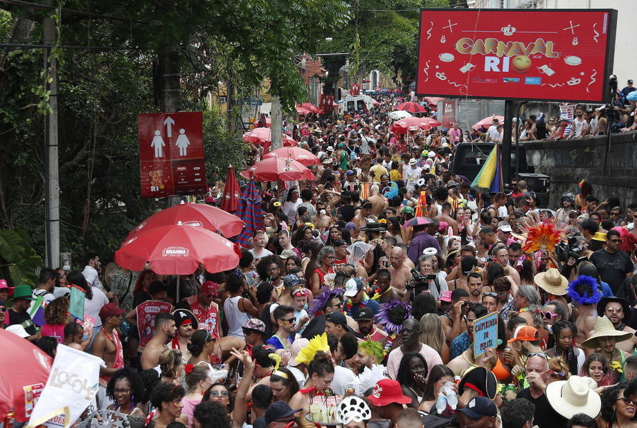 Počeo karneval u Riju