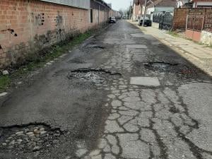 Početak građevinske sezone u Nišu obeležile nove pritužbe građana na neasfaltirane ulice