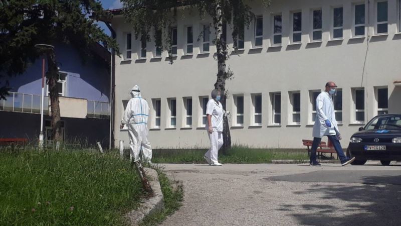 Početak škole u Crnoj Gori zbog epidemije odgođen za 1. oktobar