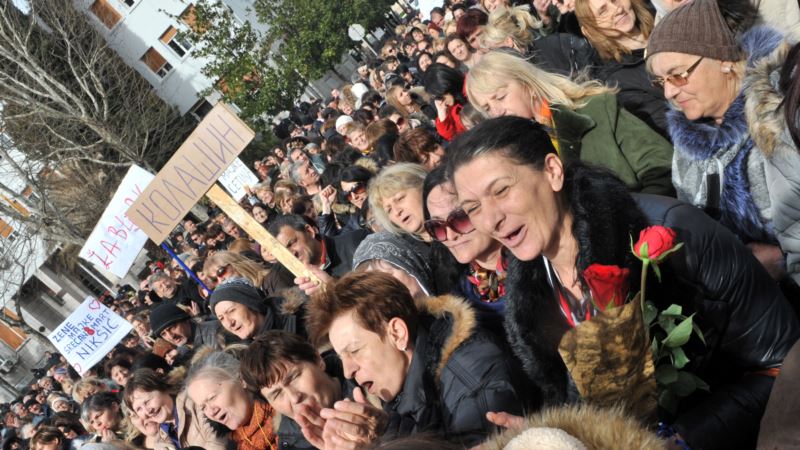 Podgorica: Majke počinju štrajk glađu