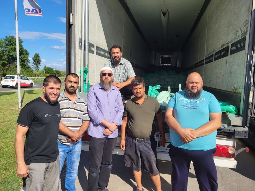 Podijeljeno 15 tona kurbanskog mesa za 2500 porodica u Muftijstvima beogradskom i novosadskom