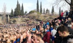Pogledajte: Kosovo je Srbija, ori se u Podgorici uoči plivanja za bogojavljenski krst (VIDEO)
