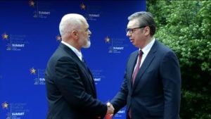 Pogledajte kako je albanska veštačka inteligencija napravila Vučića kao malog dečaka (FOTO, VIDEO)