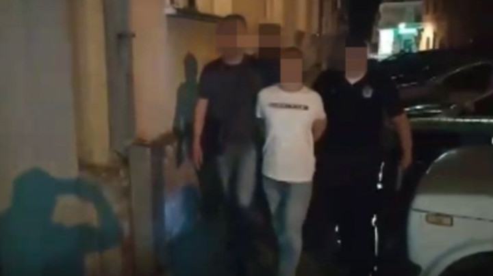 Pogledajte trenutak hapšenja četvorostrukog ubice iz Jabukovca  (FOTO+VIDEO)