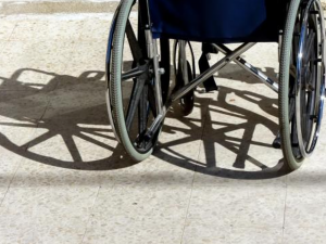 Pohvale zaštitnika građana za razvoj pristupačnosti osobama sa invaliditetom za pet opština na jugu