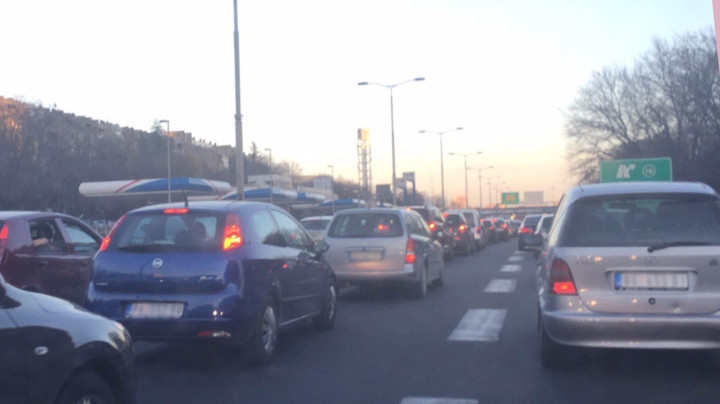 Pojačan saobraćaj, najviše na putevima koji vode ka Makedoniji i Bugarskoj