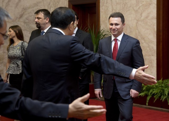 Pojavila se prva fotografija Gruevskog posle bekstva