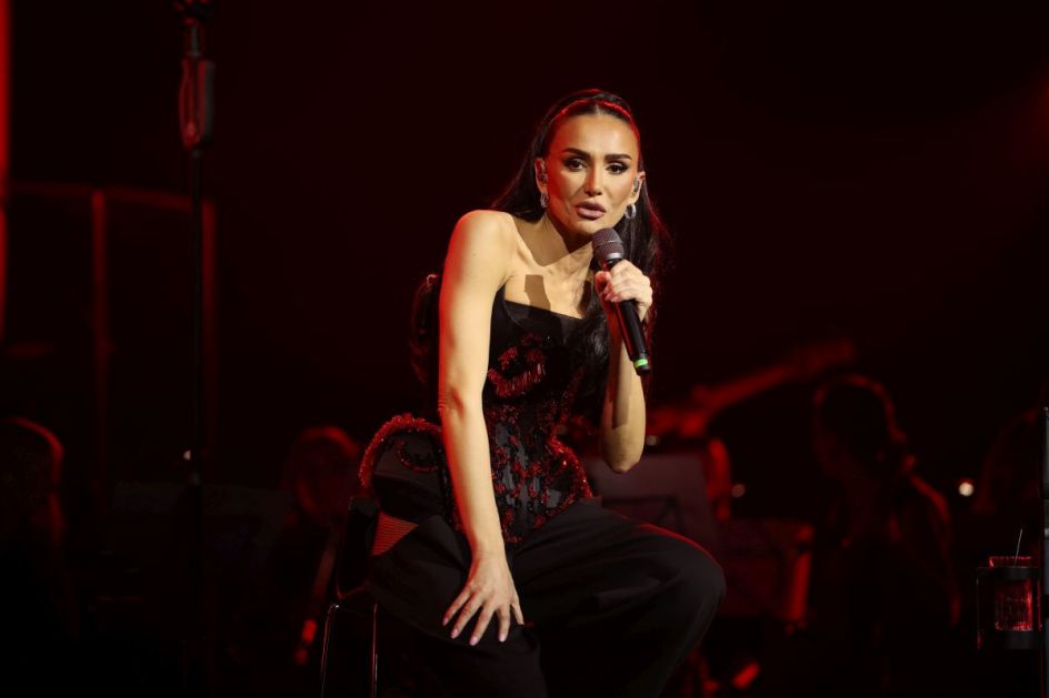 Pokazala sam šta umem! Emina Jahović podigla publiku na noge na svom drugom beogradskom koncertu (FOTO)