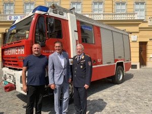 Poklon Beča: Vatrogasno vozilo za Žagubicu