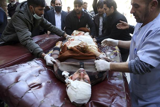 Pokolj u Kabulu: Više od 40 mrtvih, razneta i deca
