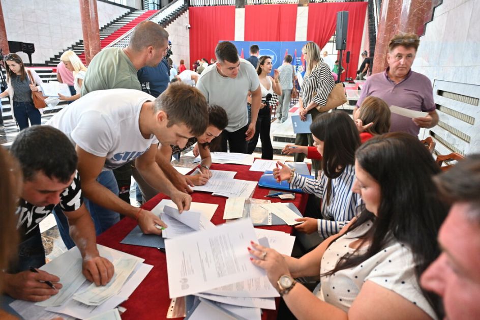 Pokrajinska vlada dodelila 100 miliona dinara mladim poljoprivrednicima u ruralnim područjima