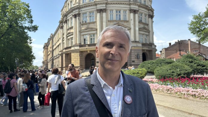 Pokrenut postupak protiv profesora niškog Medicinskog jer je izašao sa studentima na 16-minutnu tišinu