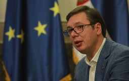 
					Pokretači Apela za odbranu Kosova i Metohije protiv Vučićevog odlaska u Pariz 
					
									