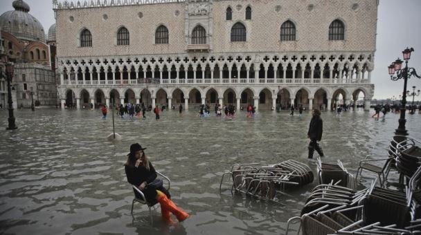 Pola Venecije opet pod vodom