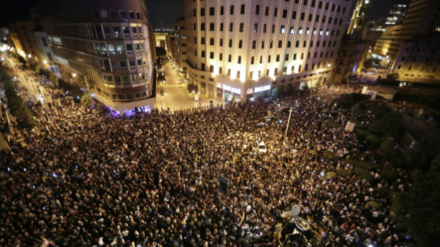 Pola miliona ljudi na protestu u Barseloni, hapšenja zbog nereda