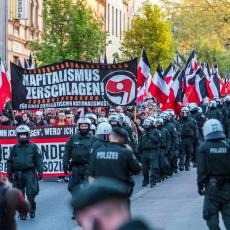 Policija NA NOGAMA u Nemačkoj: Neonacisti marširaju ulicama Berlina (VIDEO)
