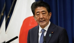 Policija, mediji: Bivši japanski premijer podlegao povredama nakon što je ranjen iz vatrenog ...