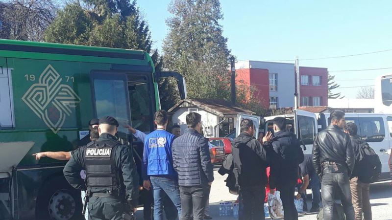 Policija nastavila da vraća migrante iz Bihaća za Sarajevo
