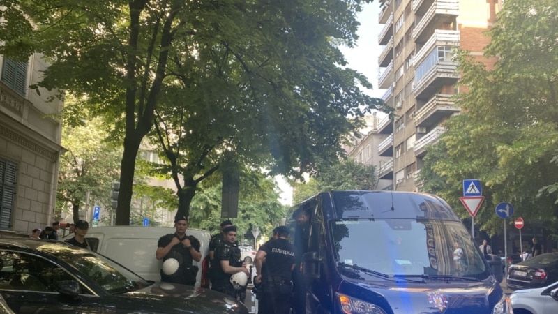  

Dojava o  bombi na festivalu Mirëdita u Beogradu lažna, festival nastavljen
