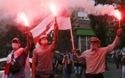 
					Policija u Belorusiji i večeras silom rasterala demonstrante 
					
									