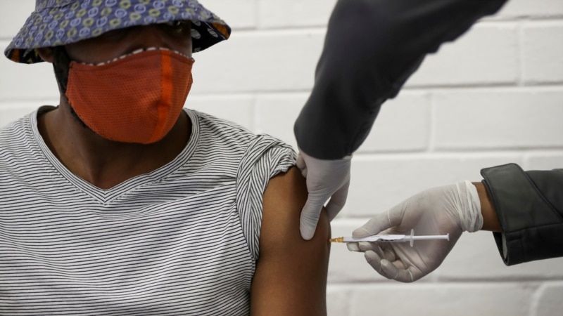 Policija u  Južnoj Africi  zaplenila lažne vakcine protiv COVID-19