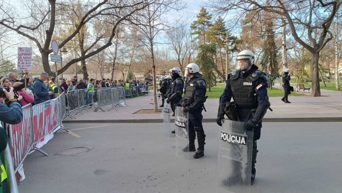 Policija u Nišu: Jedino prijavljeno javno okupljanje danas organizuje SNS
