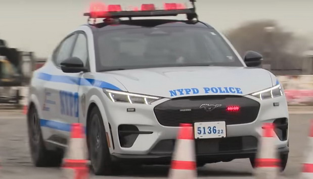 Policija u Njujorku dobija moćne električne SUV-ove