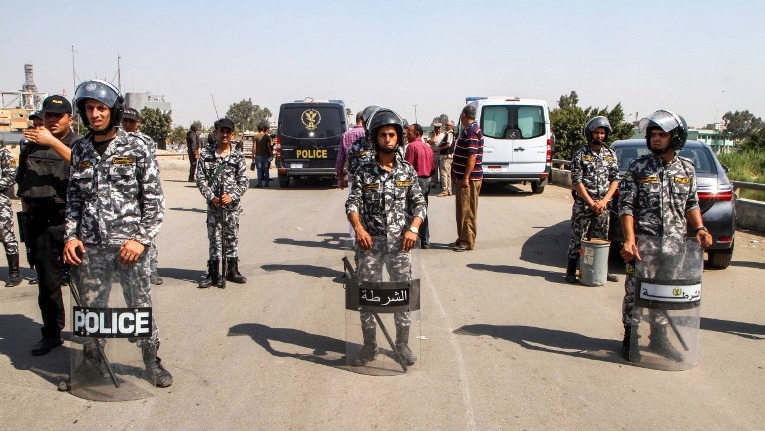 Policija ubila šest ekstremista u predgrađu Kaira