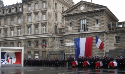 Policija uhapsila pet osoba povezanih sa napadačem na policijsku upravu u Parizu 