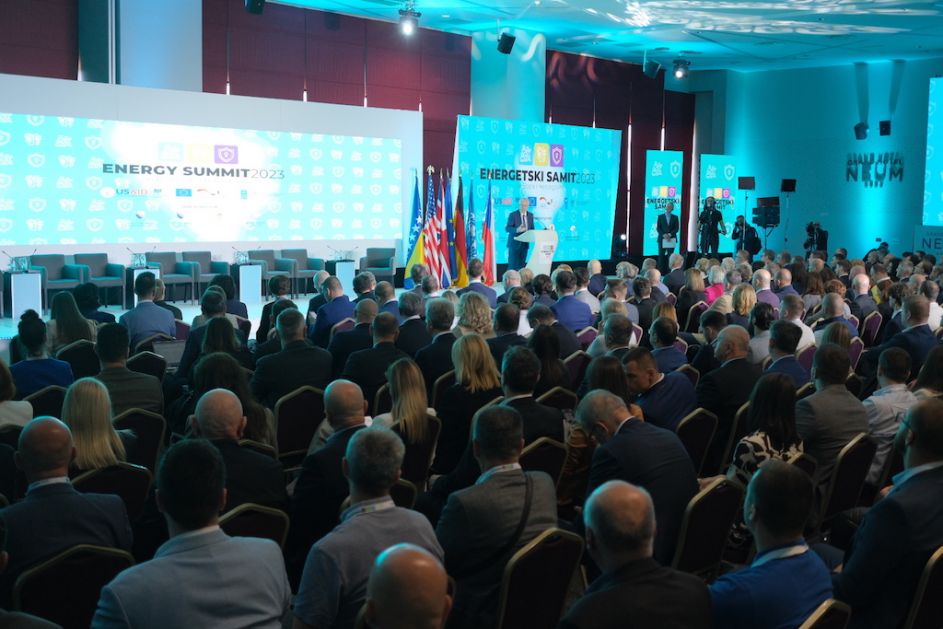 Političari iz Srpske bojkotuju energetski samit u Neumu