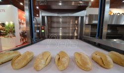 Politika: Srbija uvozi hleb